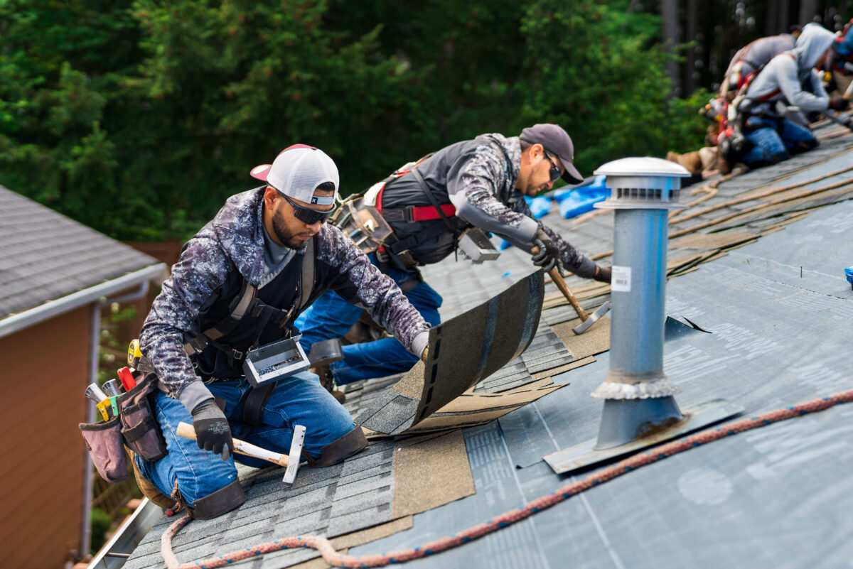 2025 Guide for Choosing the Right Roofing Material for Your Climate